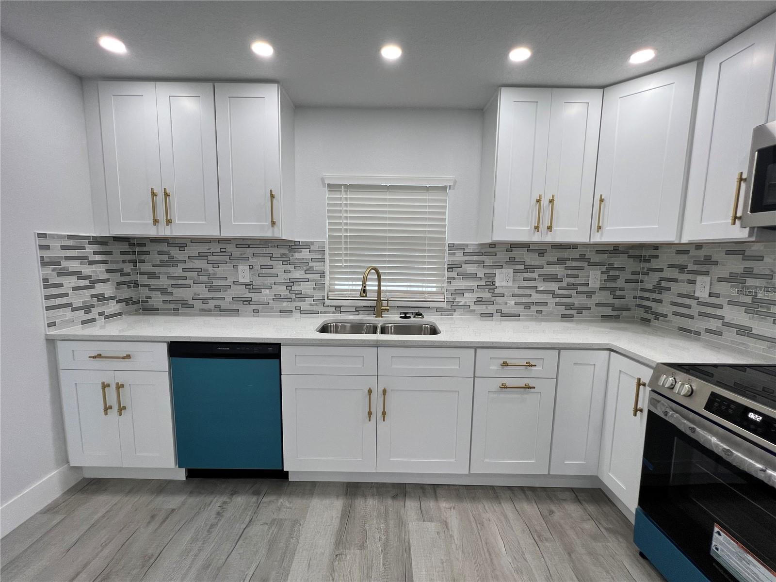 TEMPLE CREST UNIT 2 - Residential