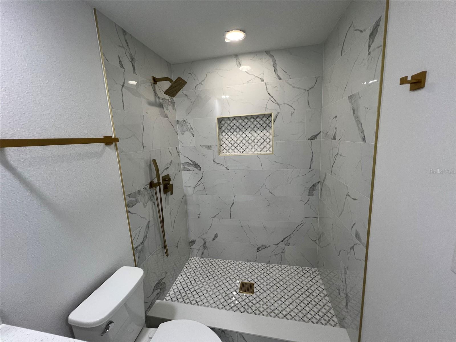 TEMPLE CREST UNIT 2 - Residential