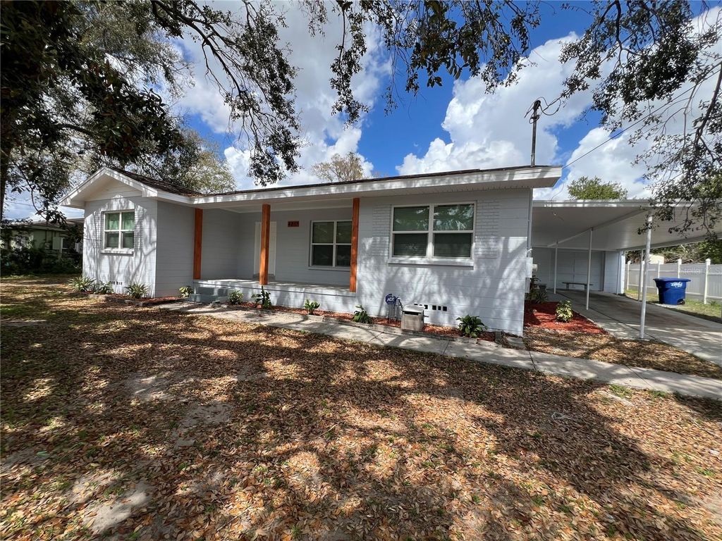 Photo of 4210 River Hills Drive, Tampa, FL 33617 (MLS # TB8483600)