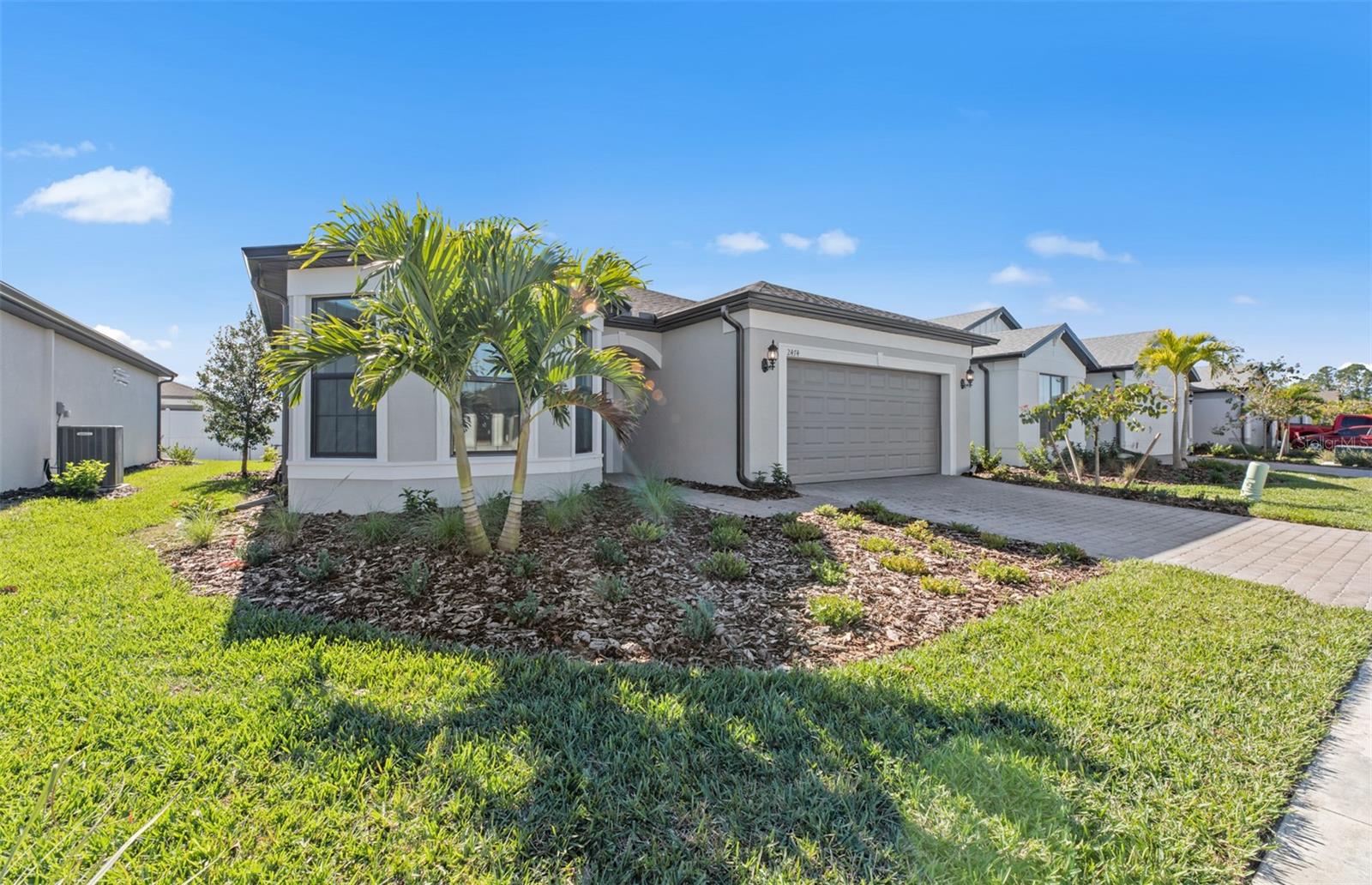 2541 CHARTER OAK DRIVE