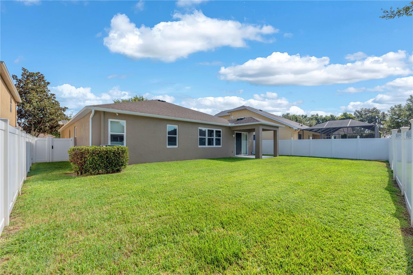 1407 RUSHGROVE CIRCLE