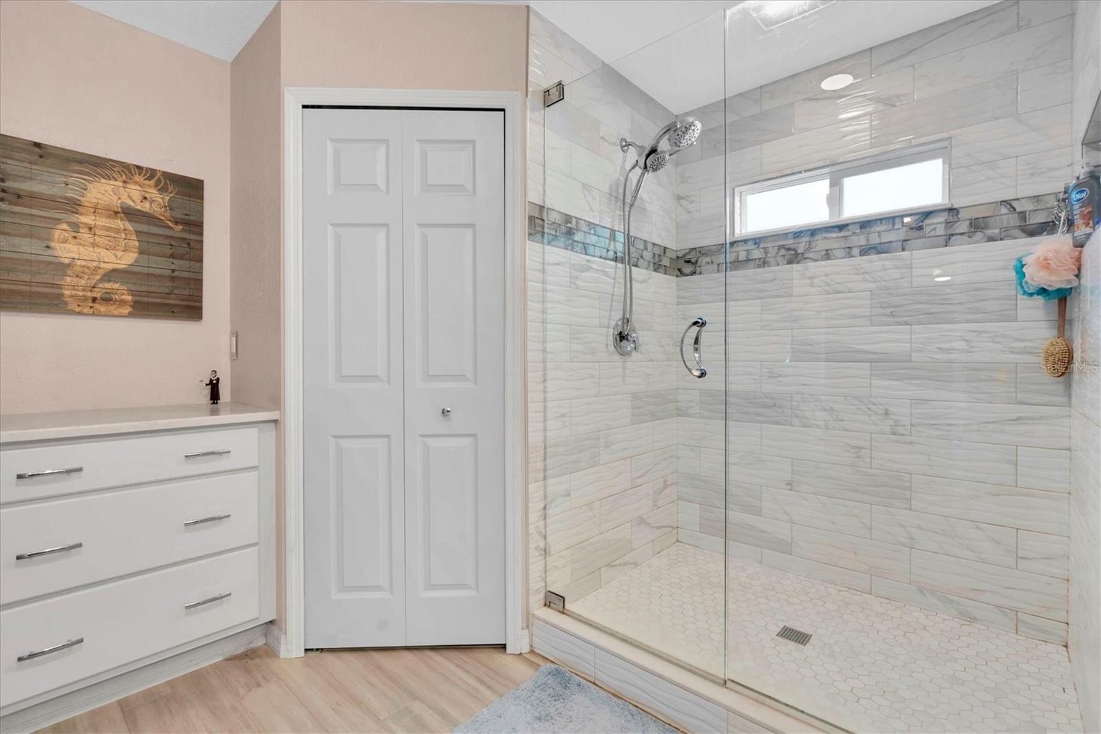 BON PARK SUB - Residential