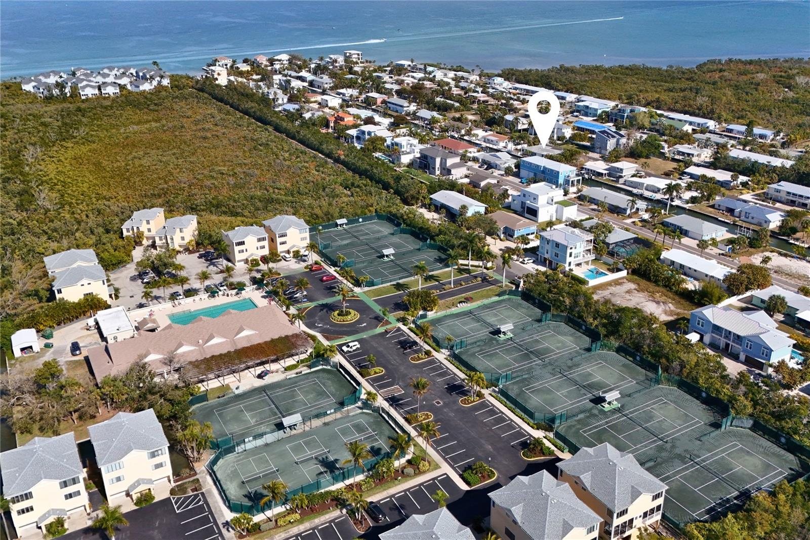 LONGBOAT KEY - Residential