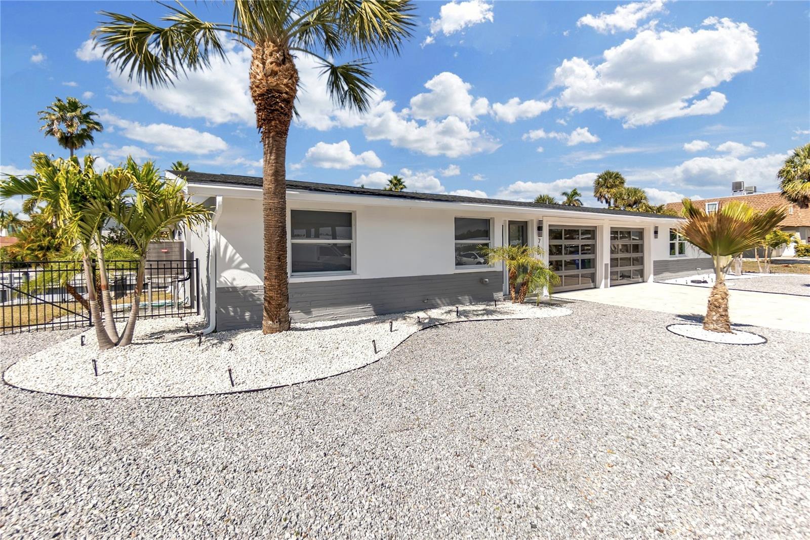 LONGBOAT KEY - Residential