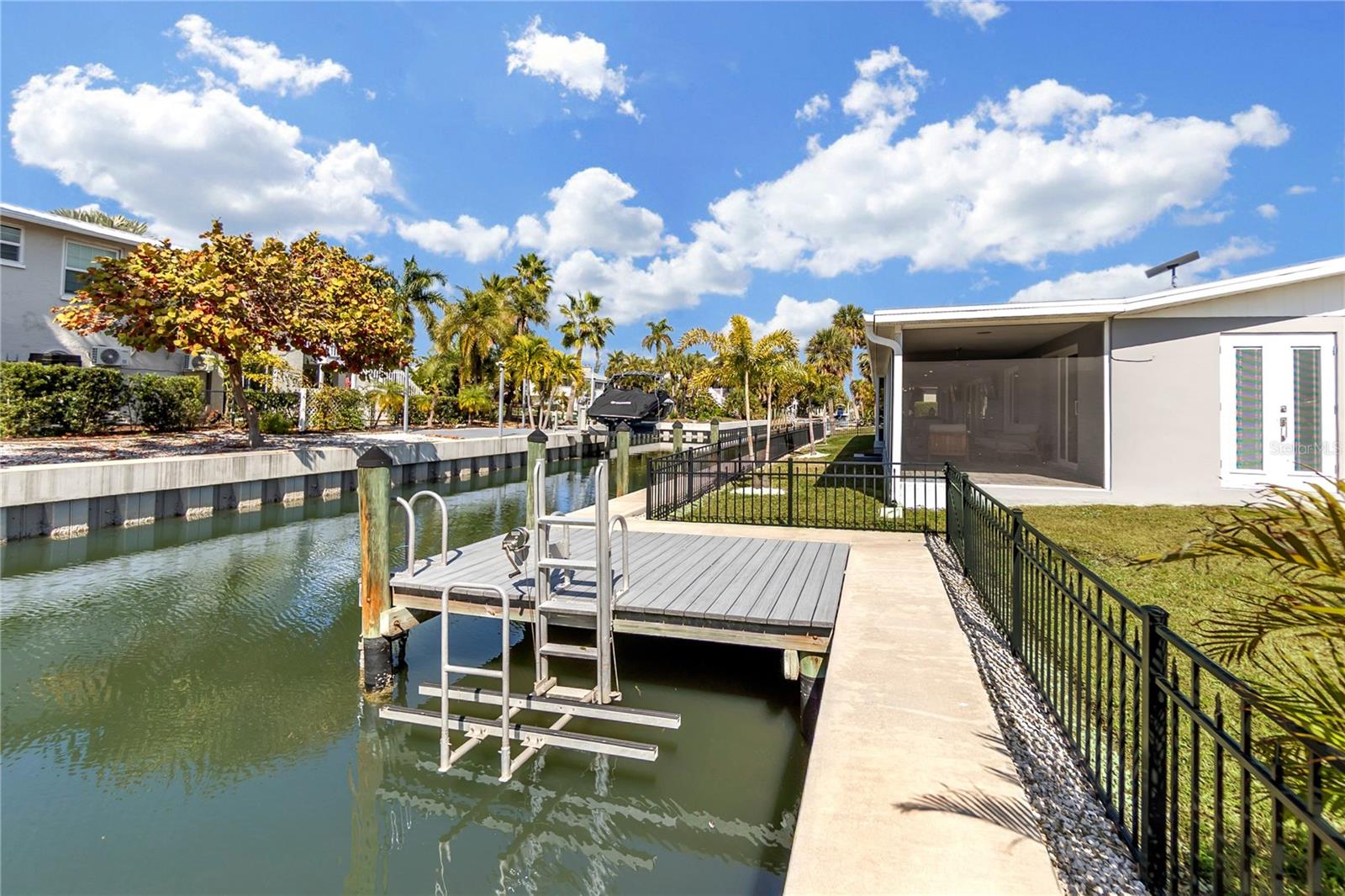 LONGBOAT KEY - Residential