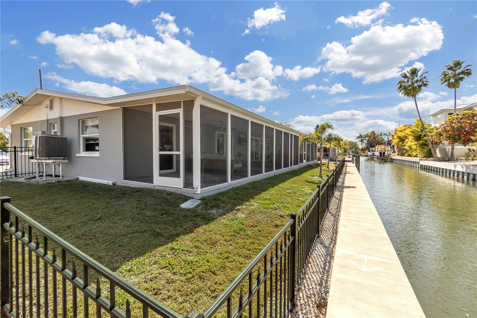 LONGBOAT KEY - Residential