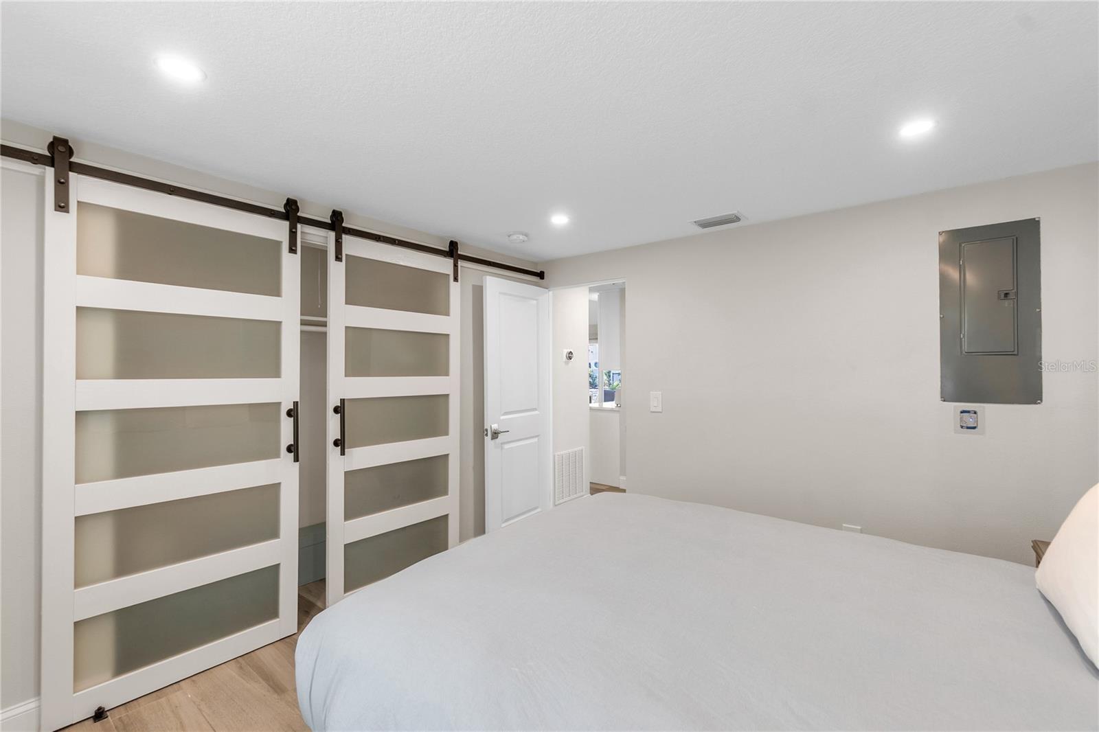 LONGBOAT KEY - Residential