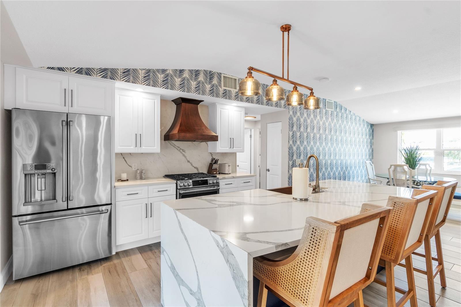 LONGBOAT KEY - Residential