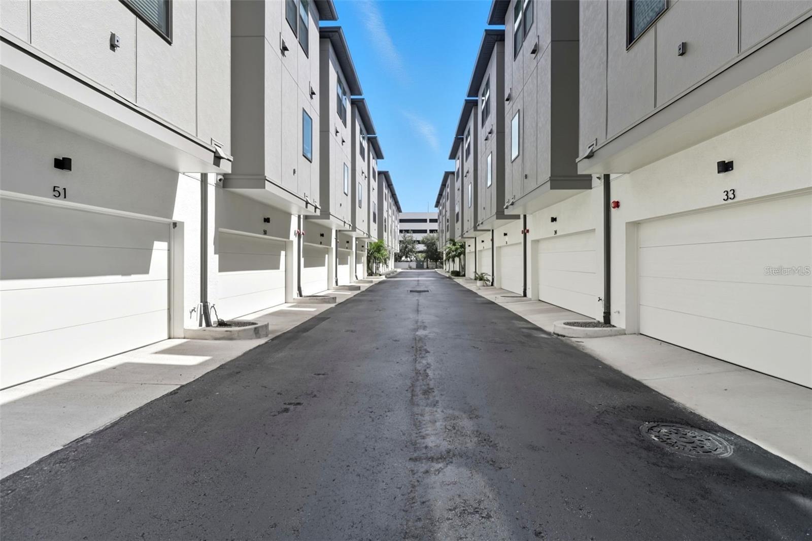 WESTSHORE VILLAGE TWNHMS - Residential Lease