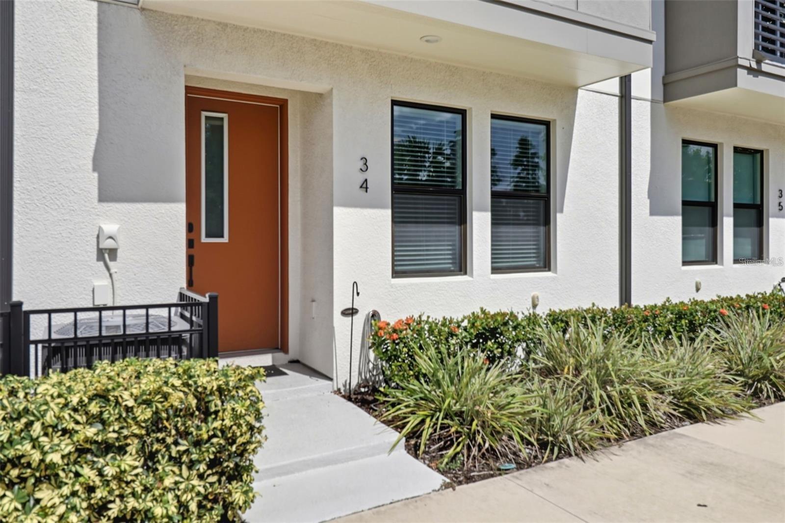 WESTSHORE VILLAGE TWNHMS - Residential Lease