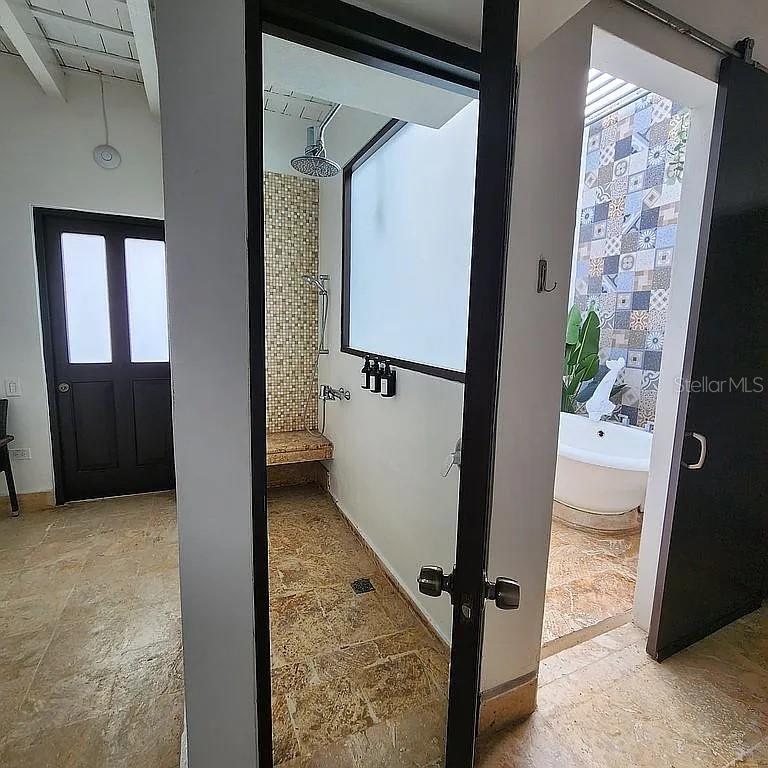 SAN JUAN ANTIGUO - Residential Income