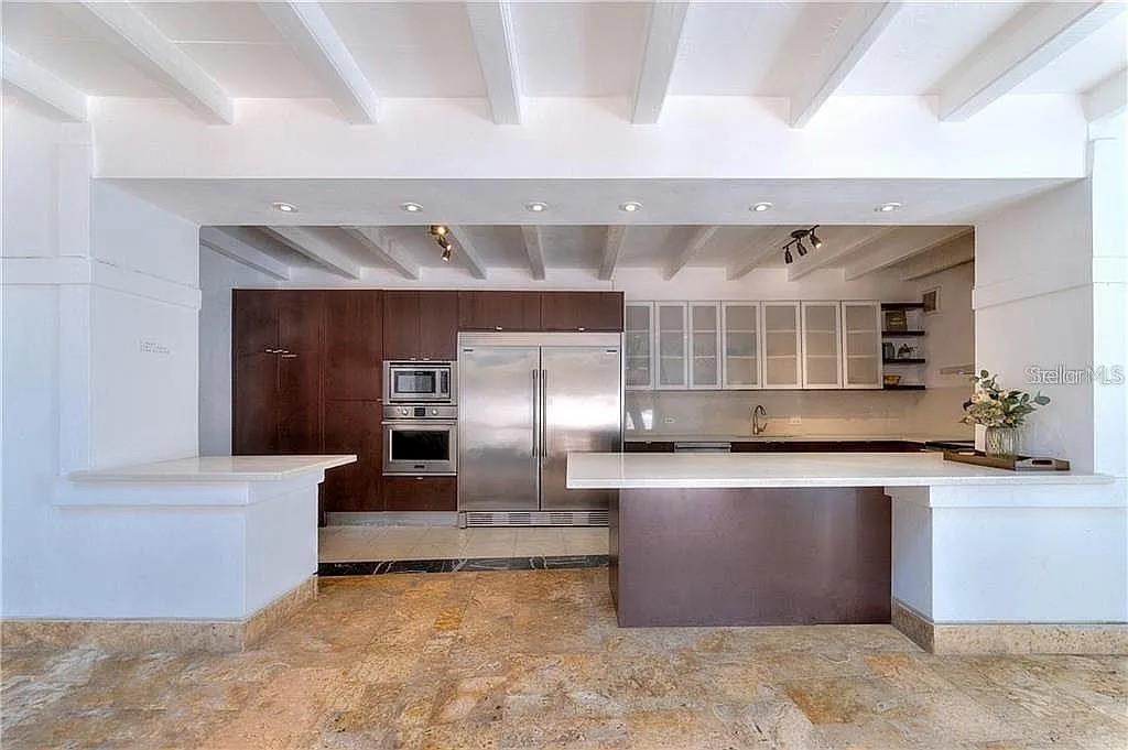 SAN JUAN ANTIGUO - Residential Income