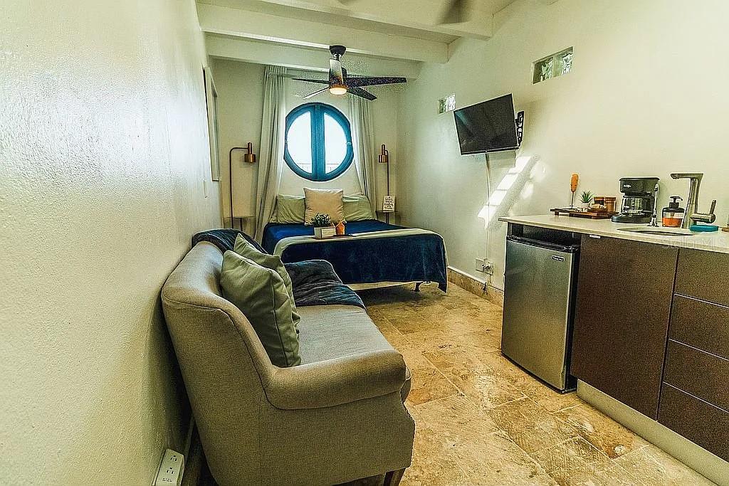 SAN JUAN ANTIGUO - Residential Income