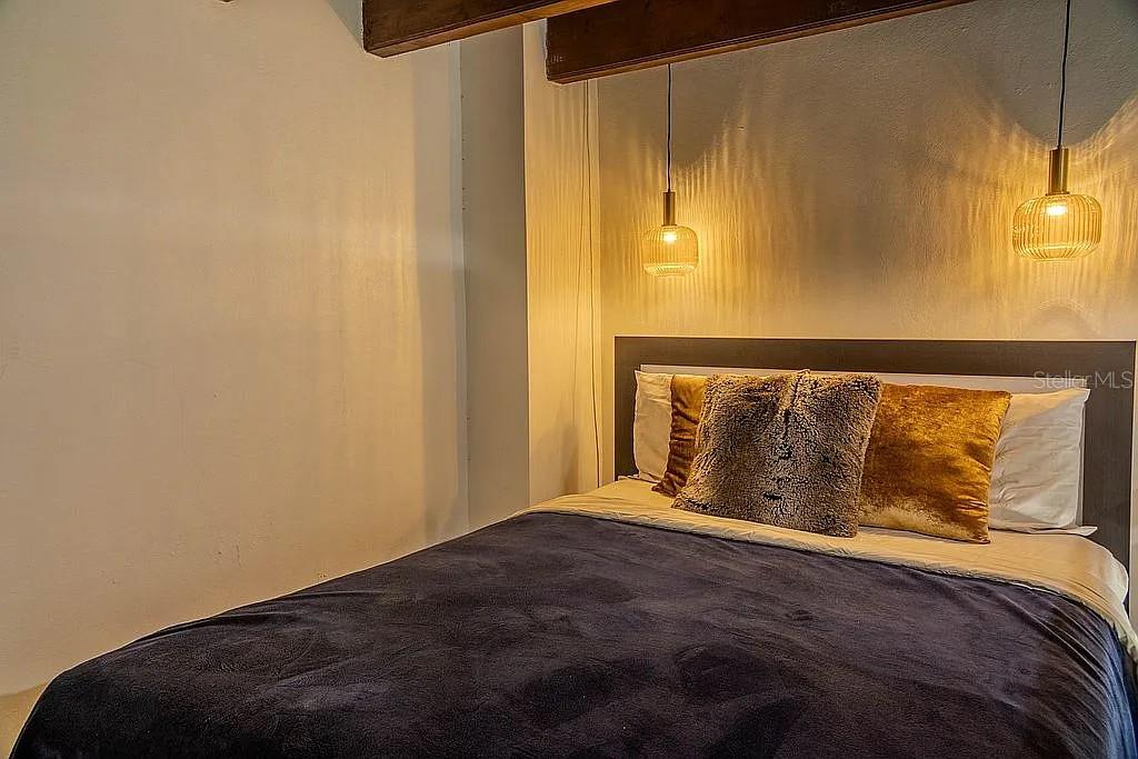 SAN JUAN ANTIGUO - Residential Income