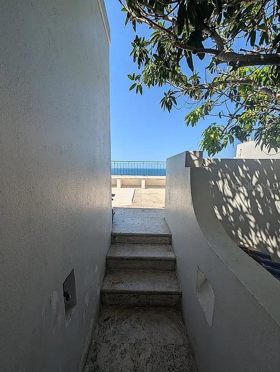 SAN JUAN ANTIGUO - Residential Income