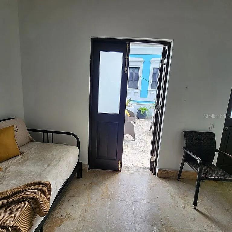 SAN JUAN ANTIGUO - Residential Income