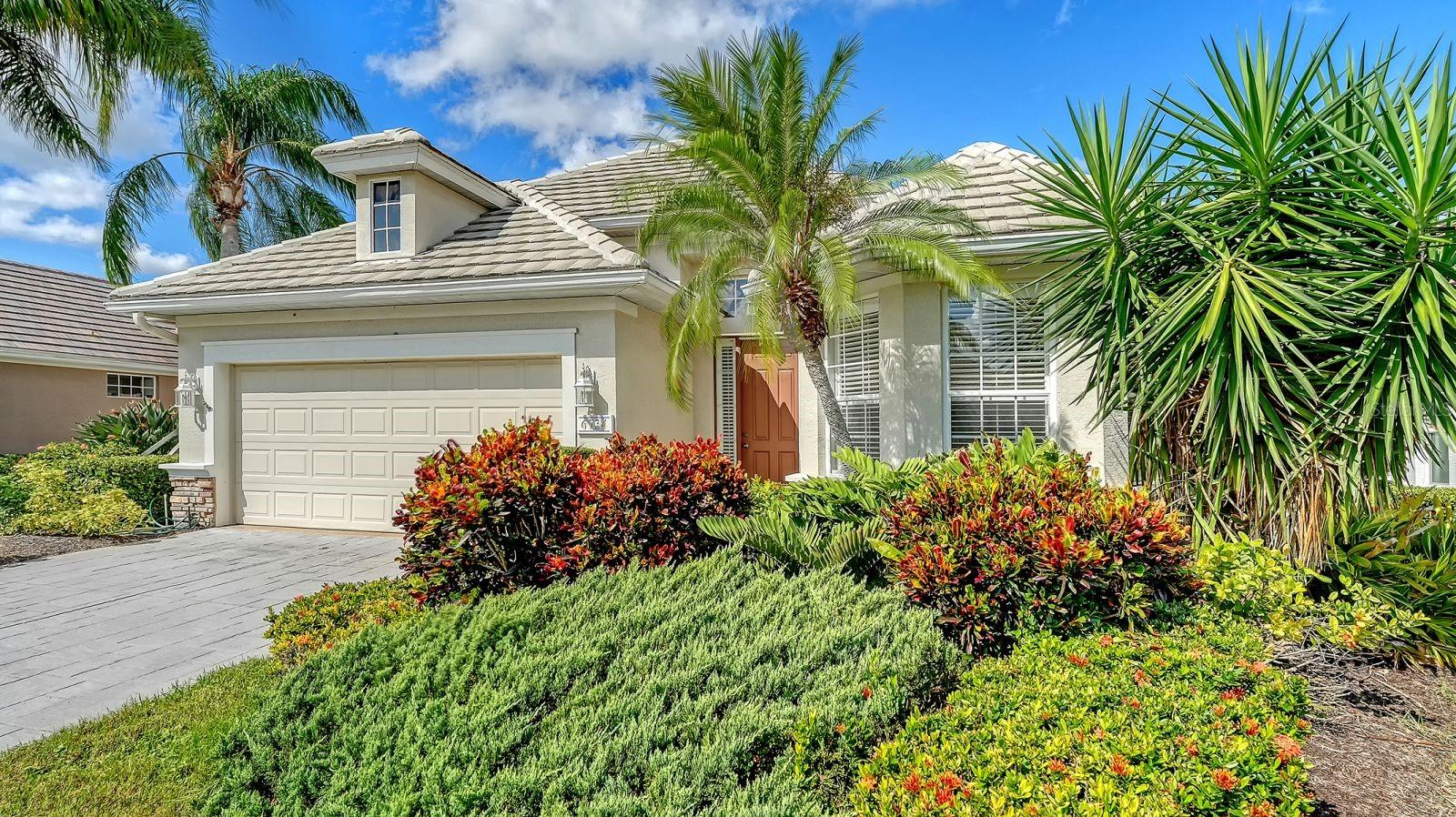 6734 PEBBLE BEACH WAY, LAKEWOOD RANCH, FL, 34202 4 6734 PEBBLE BEACH WAY