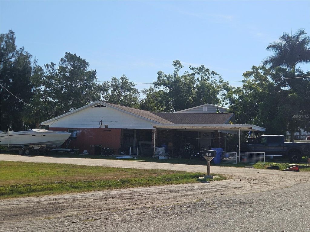 Photo of 609 1st Avenue NW, Ruskin, FL 33570 (MLS # TB8520119)