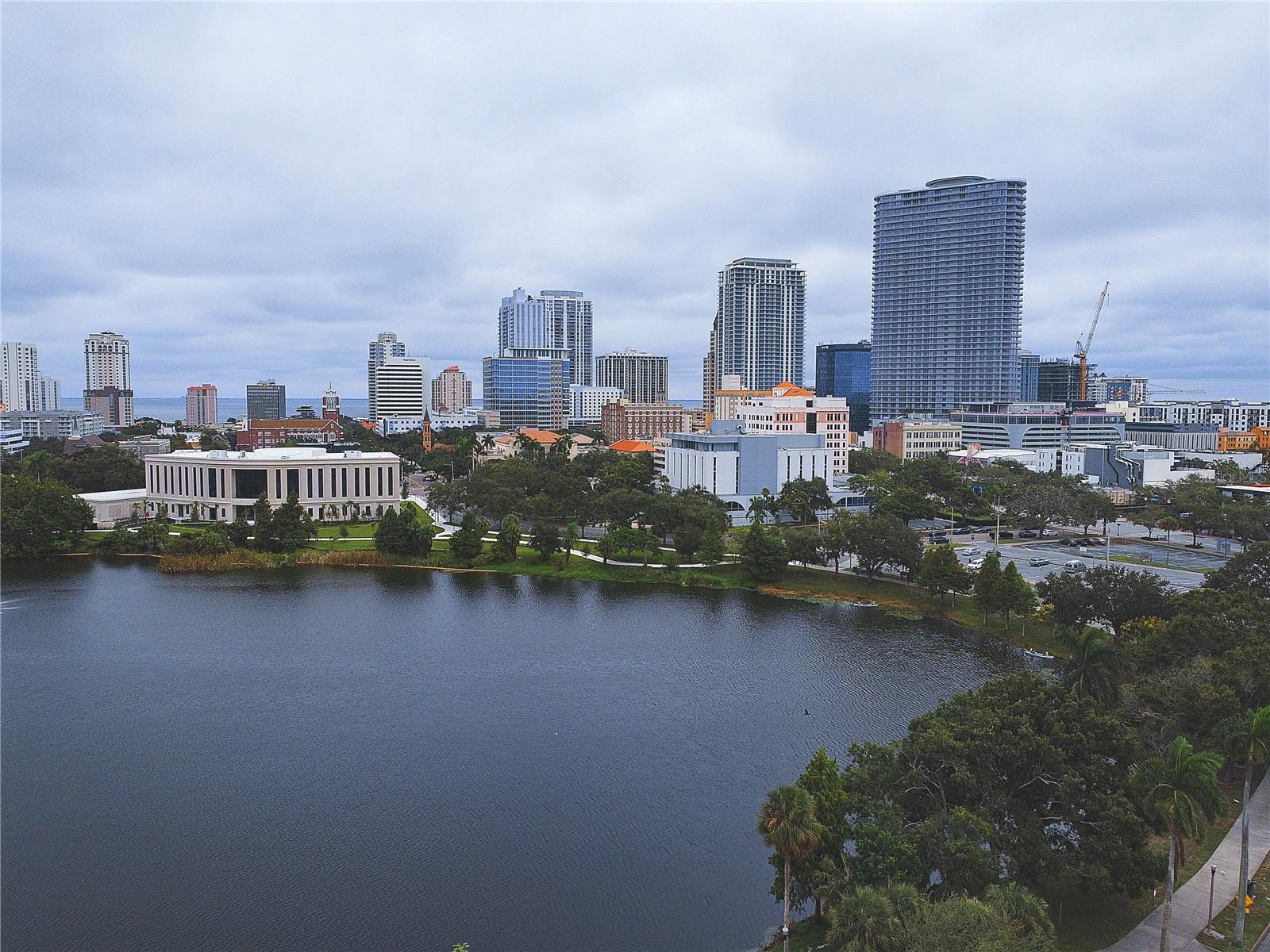 8TH STREET TWNHMS - Residential Lease