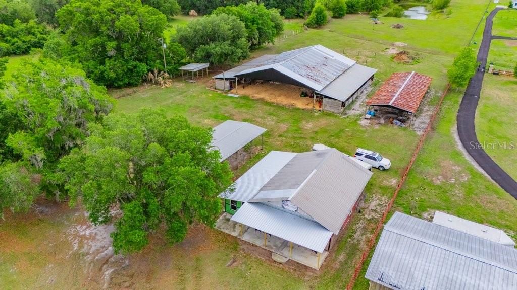 Photo of 7820 Lithia Pinecrest Road, Lithia, FL 33547 (MLS # TB8495388)