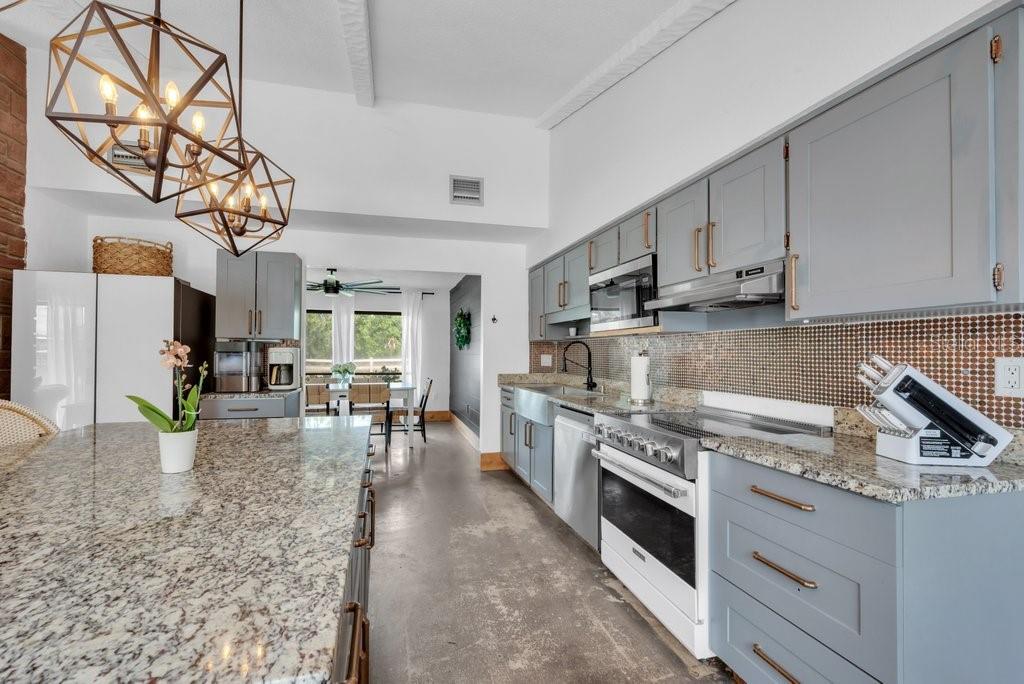 FISHHAWK VICINITY / UNPLATTED - Residential