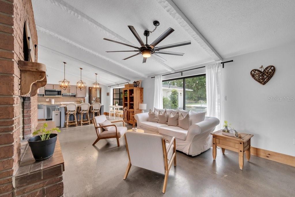 FISHHAWK VICINITY / UNPLATTED - Residential