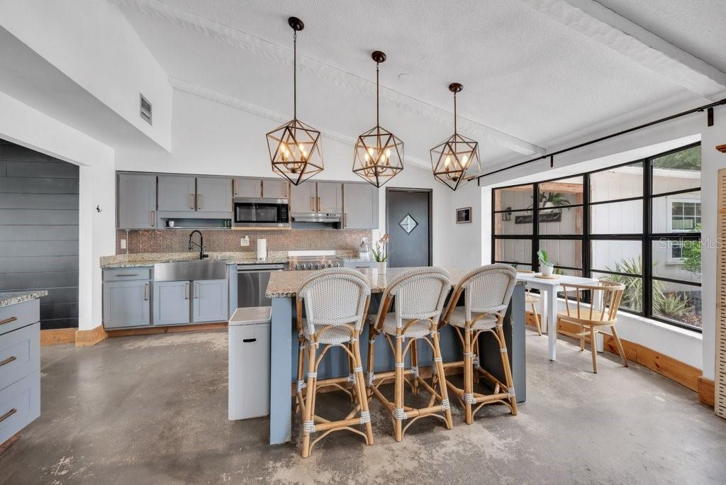 FISHHAWK VICINITY / UNPLATTED - Residential