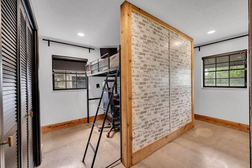 FISHHAWK VICINITY / UNPLATTED - Residential