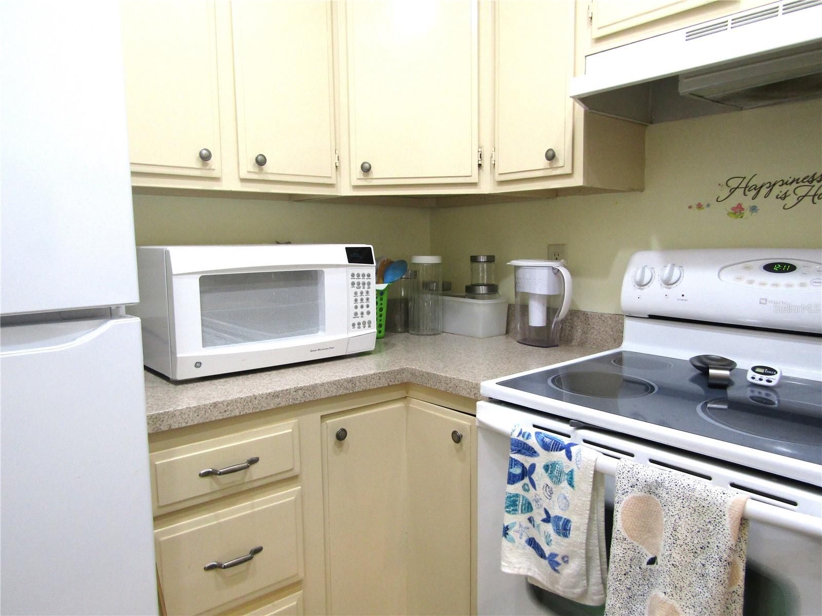 PINEBROOK HOLLOW - Residential