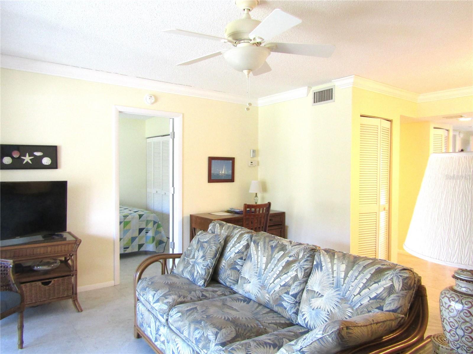 PINEBROOK HOLLOW - Residential