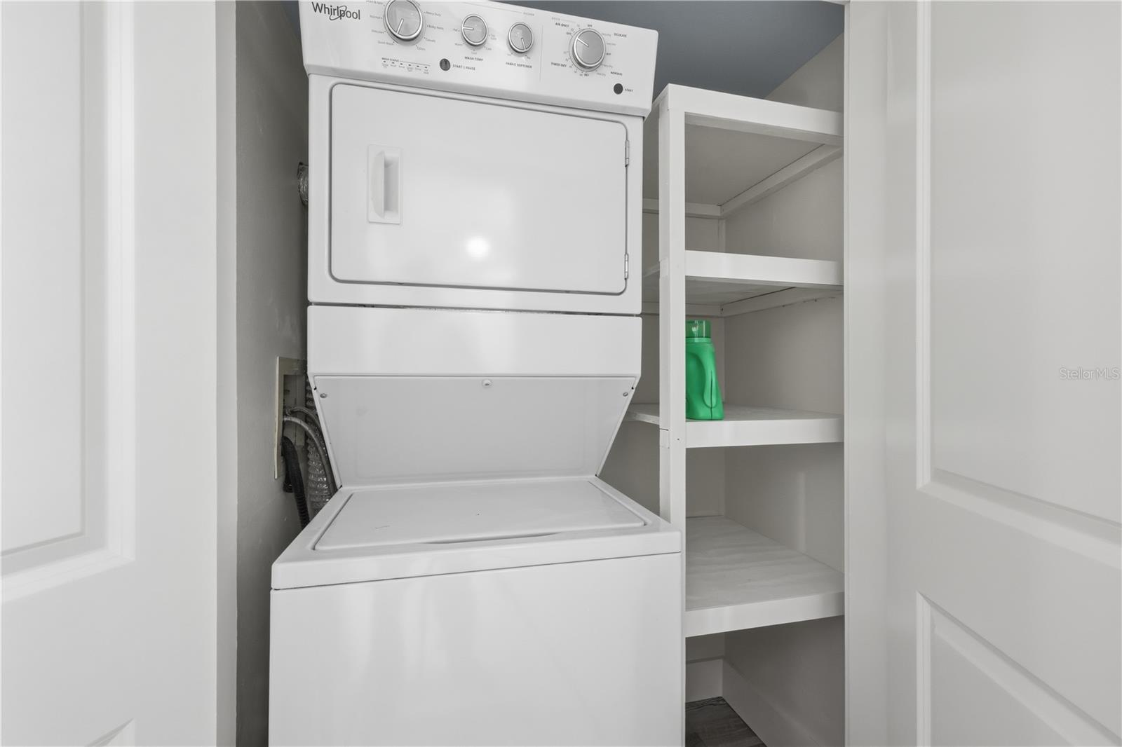 SANDY POINTE PH IV-D1 - Residential