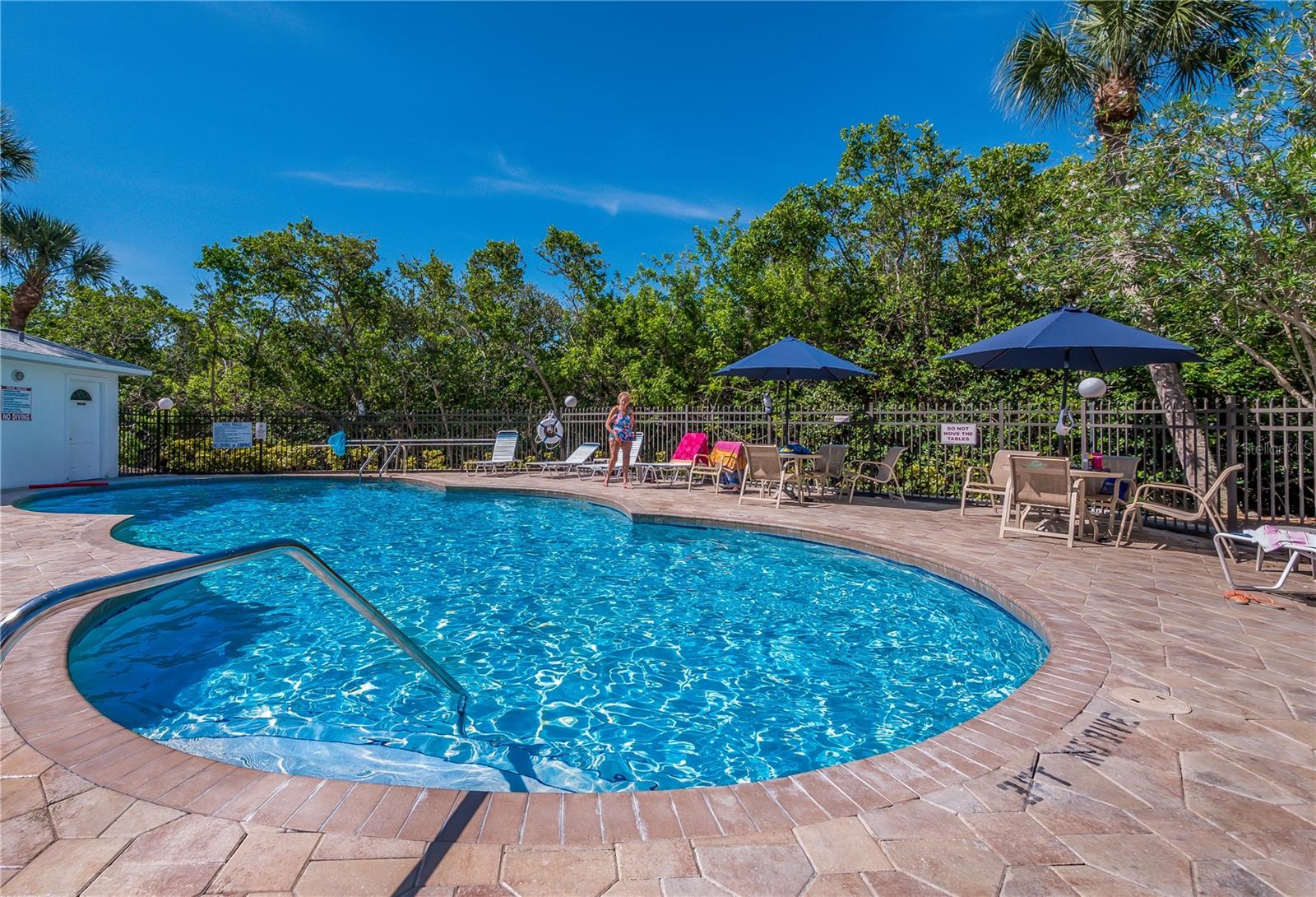 SANDY POINTE PH IV-D1 - Residential