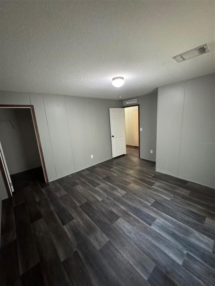 LAKE VIEW MANOR - Residential