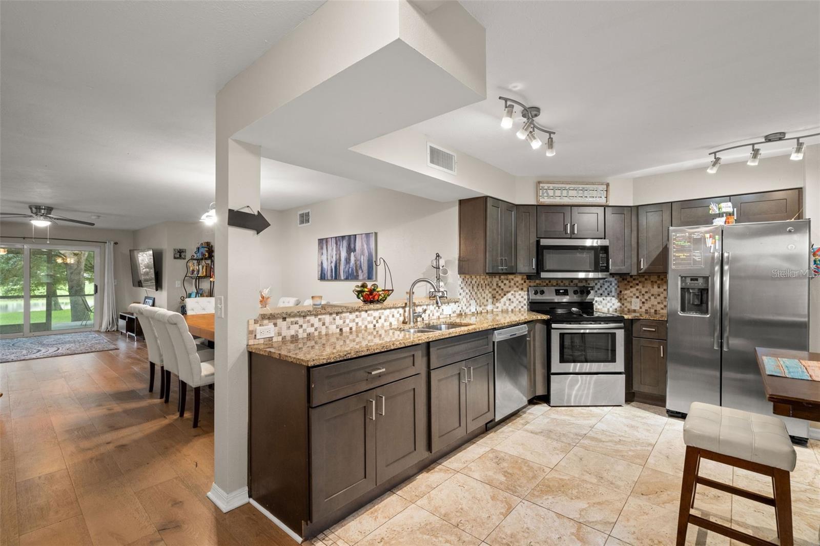 WATER VIEW ESTATES - Residential