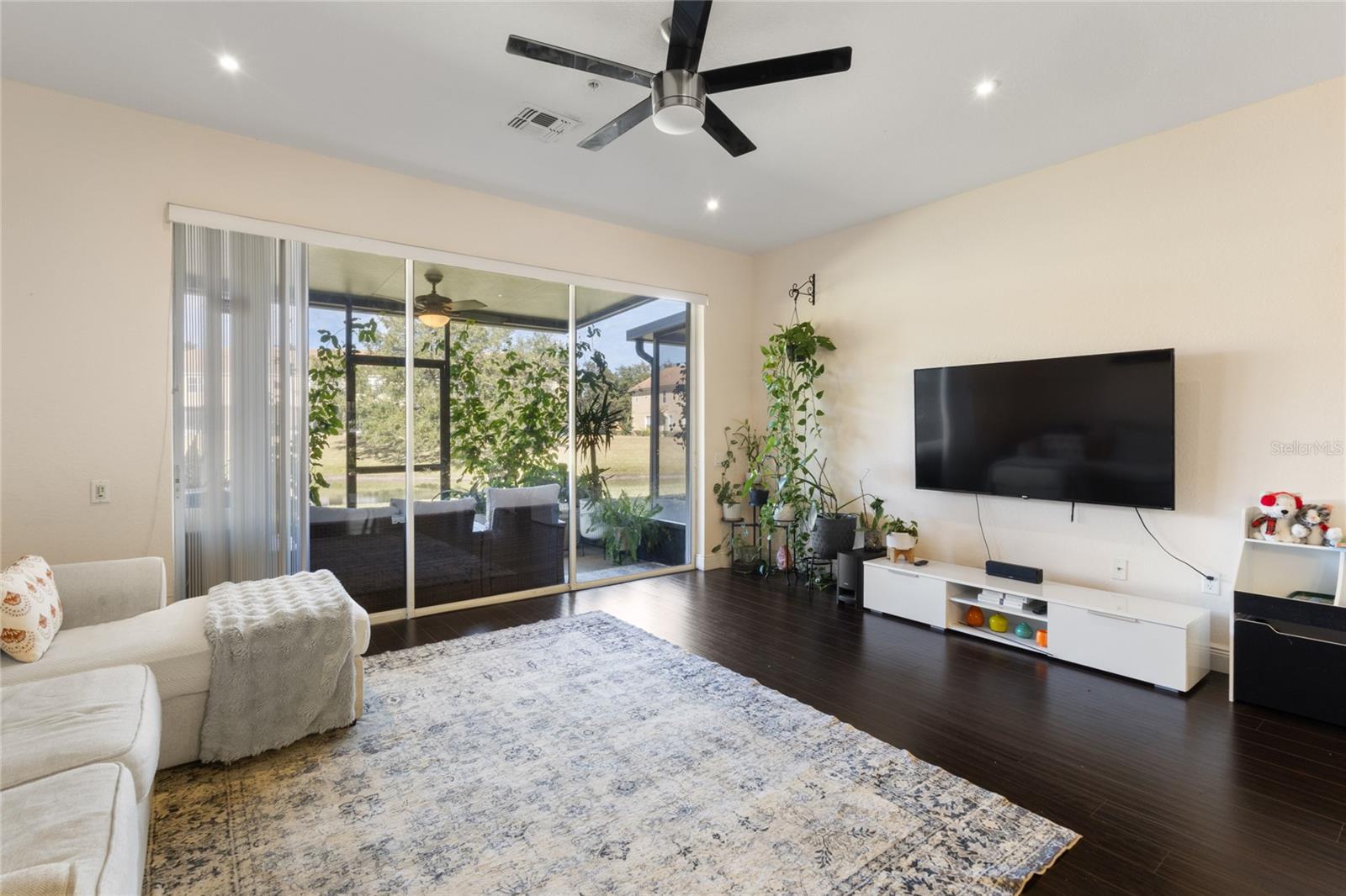 6435 RANELAGH DRIVE 104