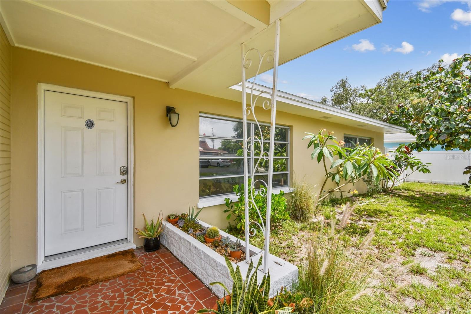 1707 CARDINAL DRIVE