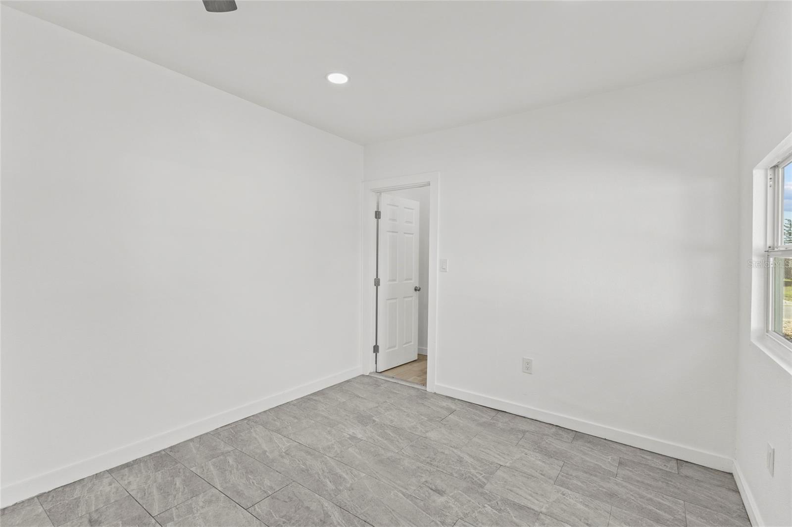 WINDSOR PARK THIRD UNIT - Residential