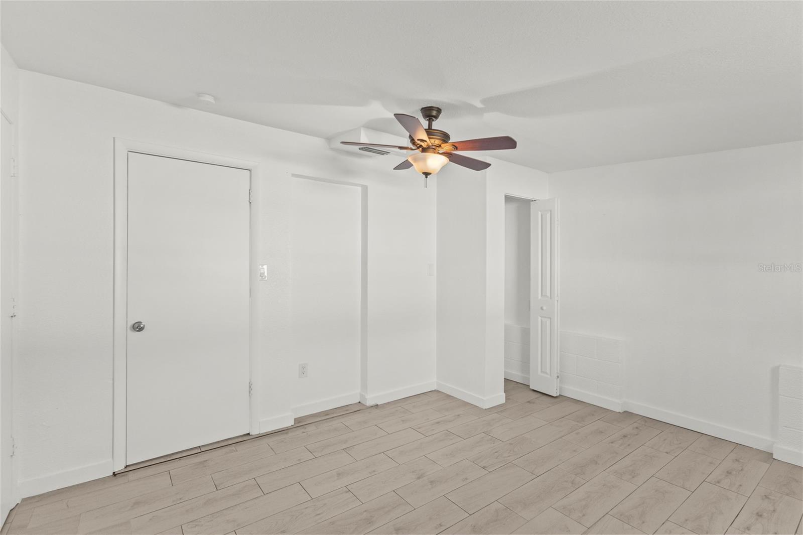 WINDSOR PARK THIRD UNIT - Residential