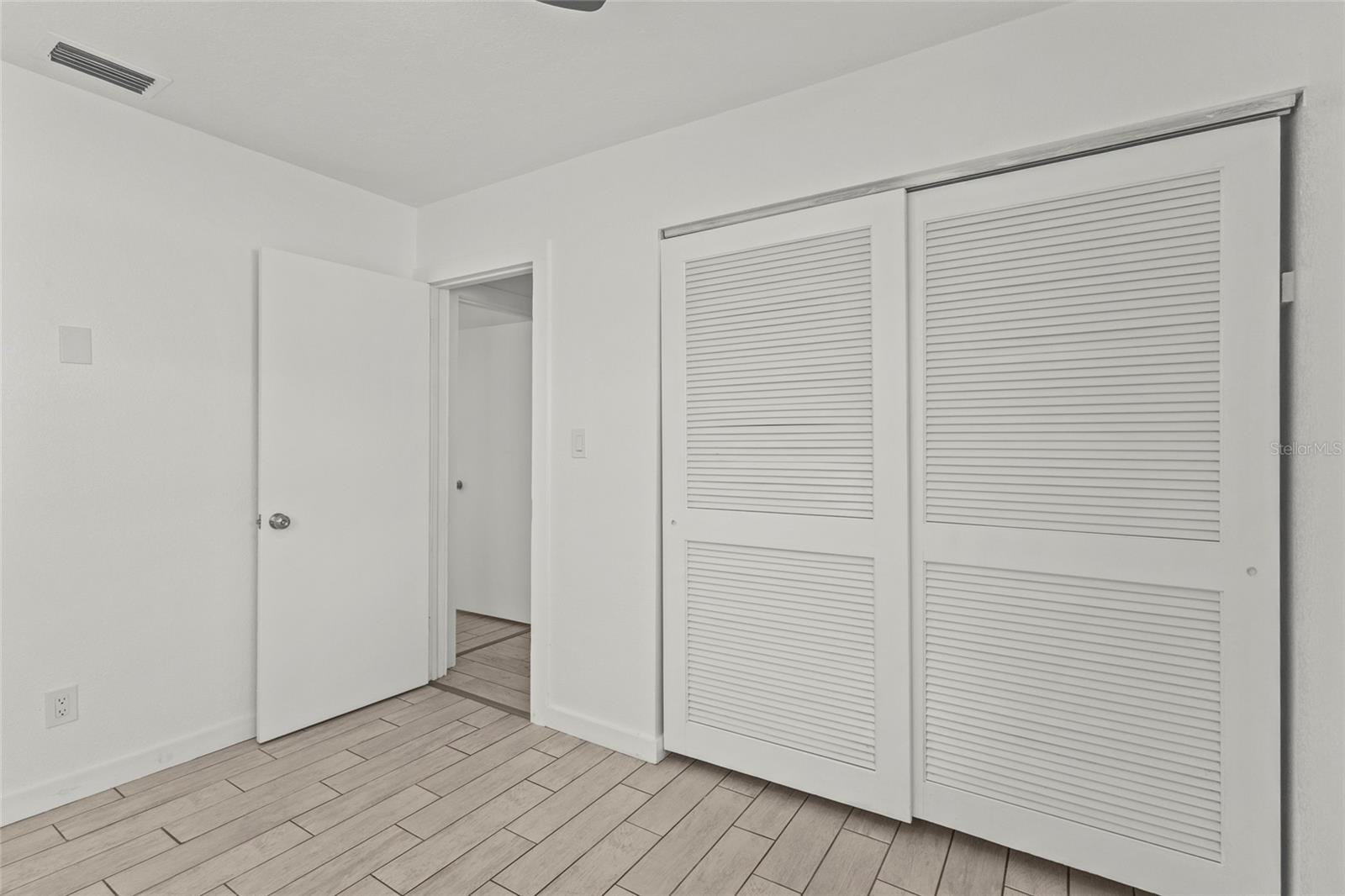 WINDSOR PARK THIRD UNIT - Residential