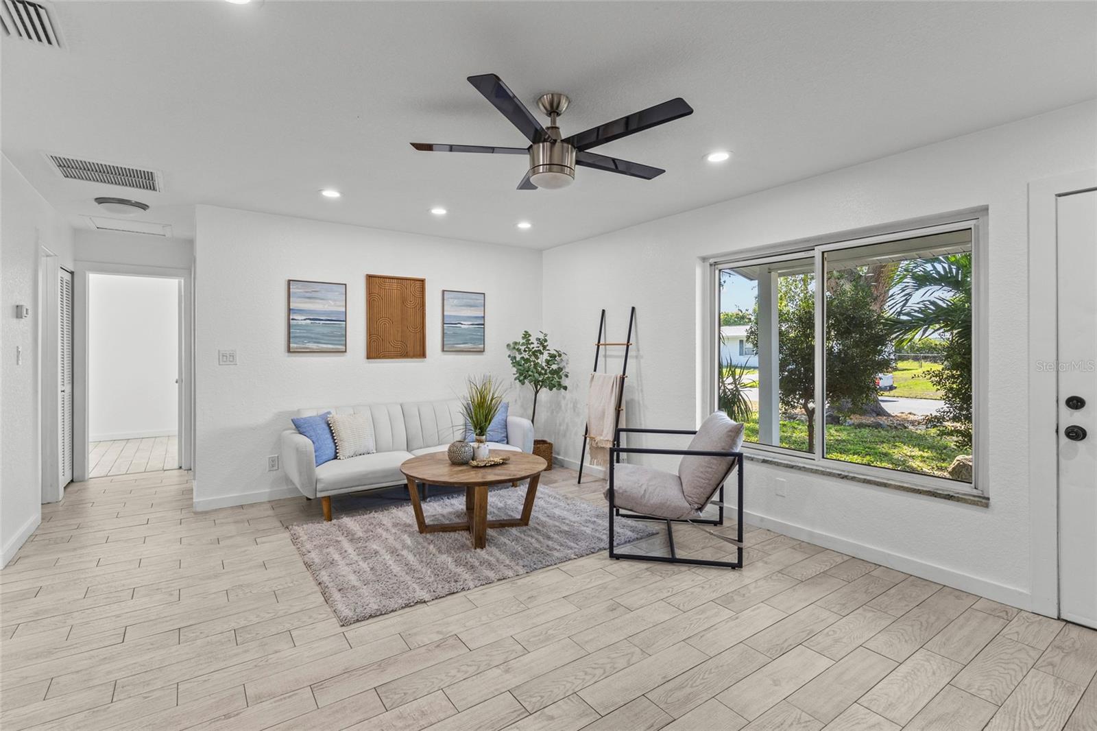 WINDSOR PARK THIRD UNIT - Residential