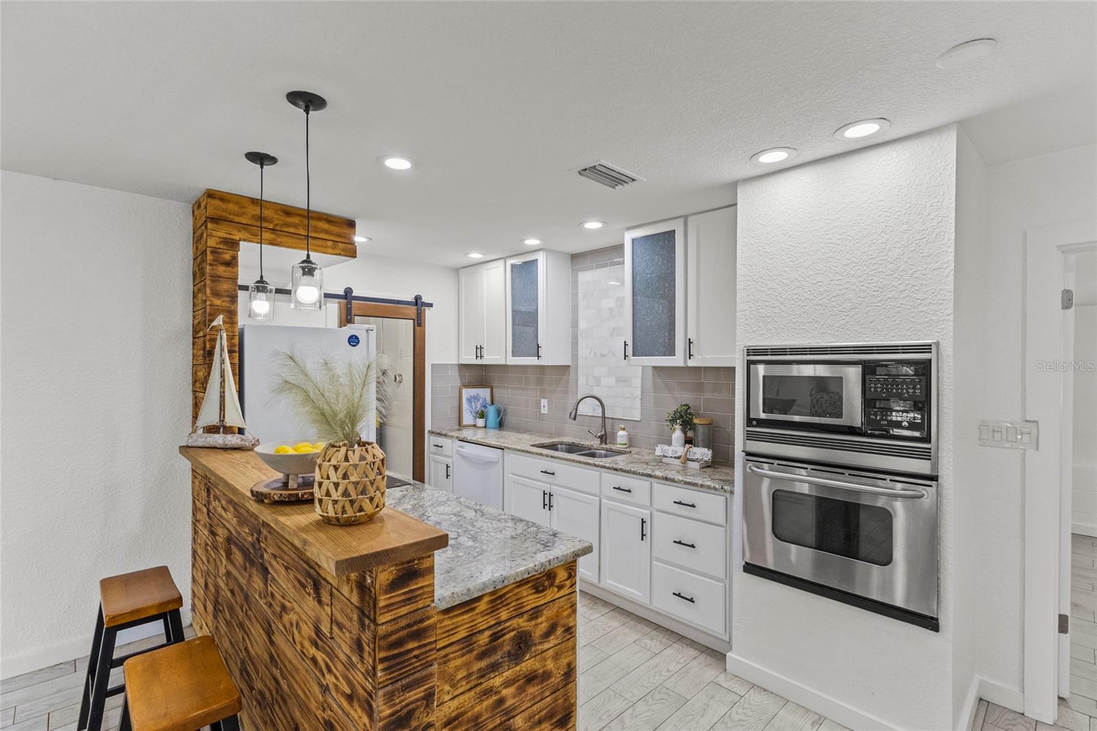 WINDSOR PARK THIRD UNIT - Residential