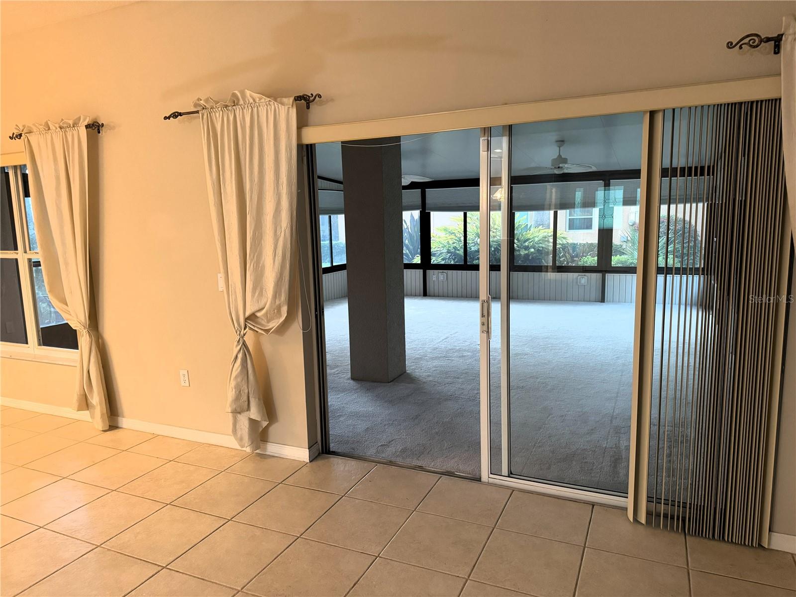 SOLIVITA - Residential Lease