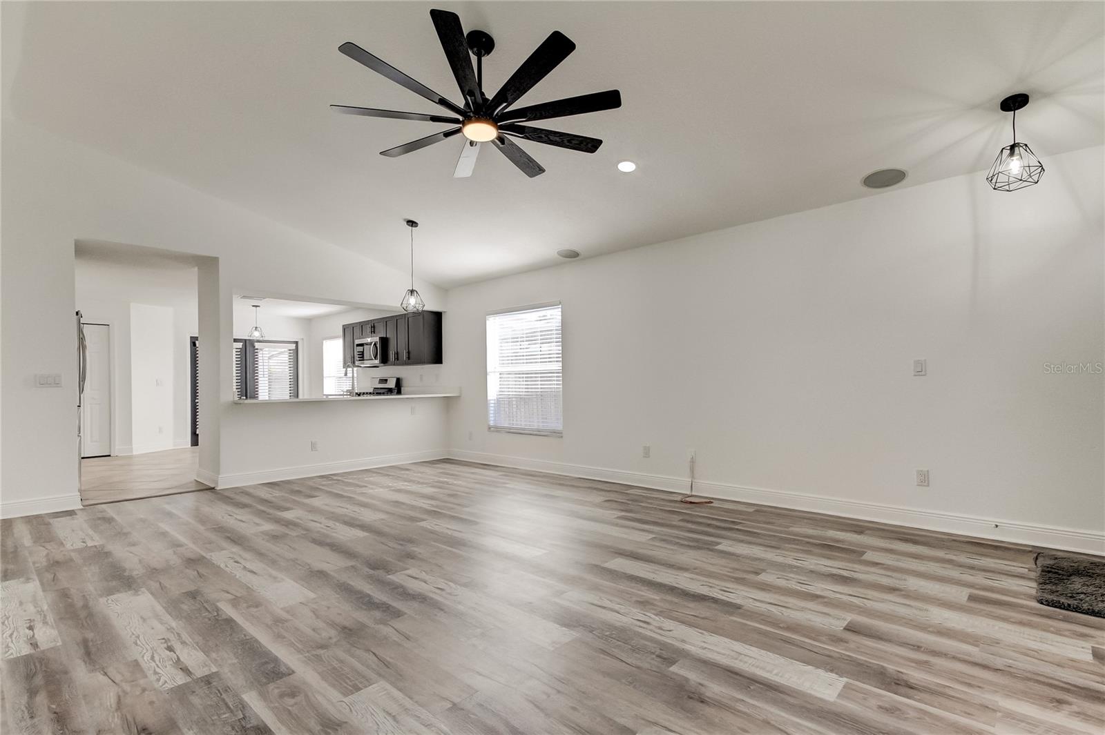 BELLINGHAM OAKS - Residential Lease