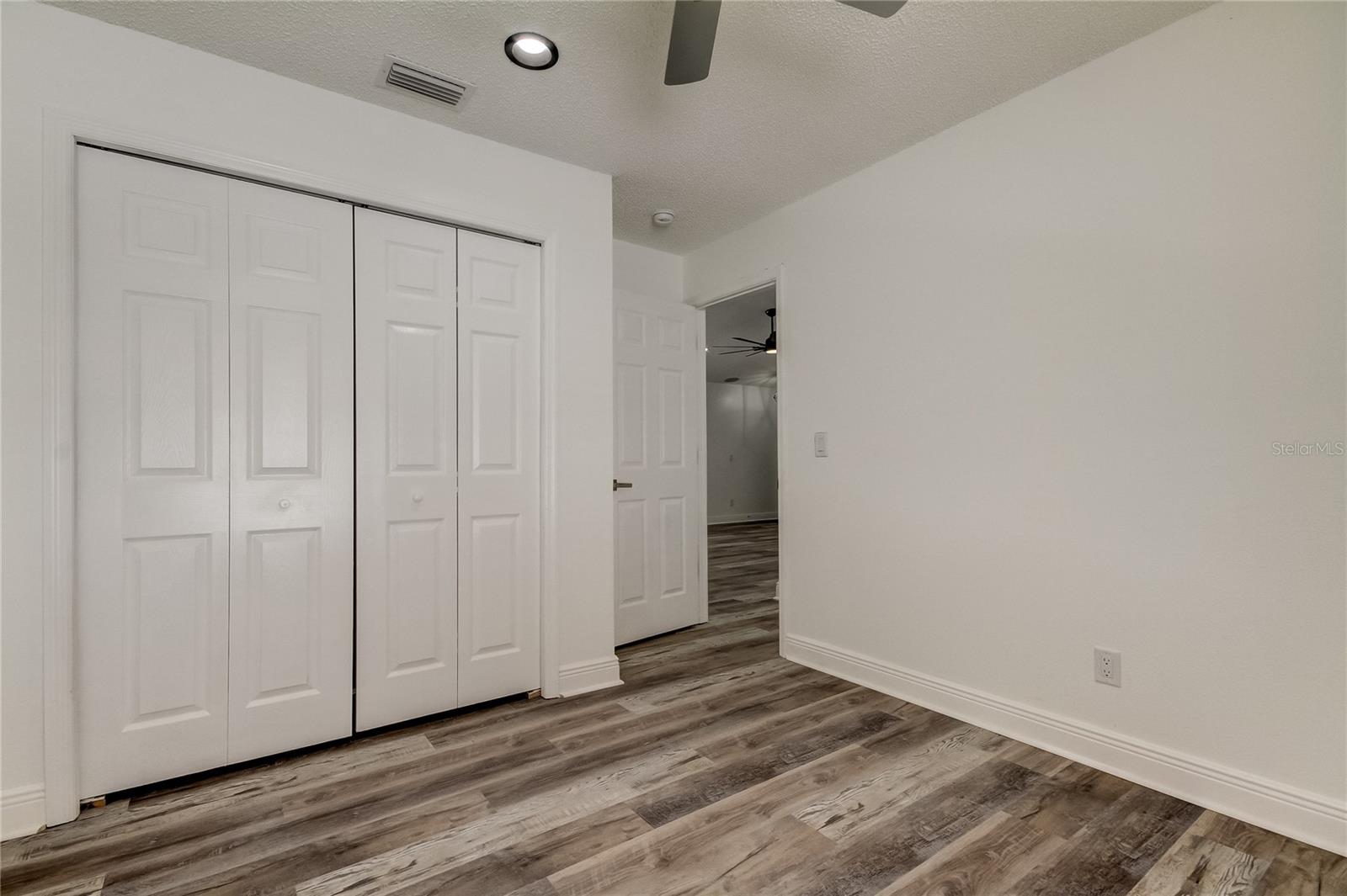 BELLINGHAM OAKS - Residential Lease