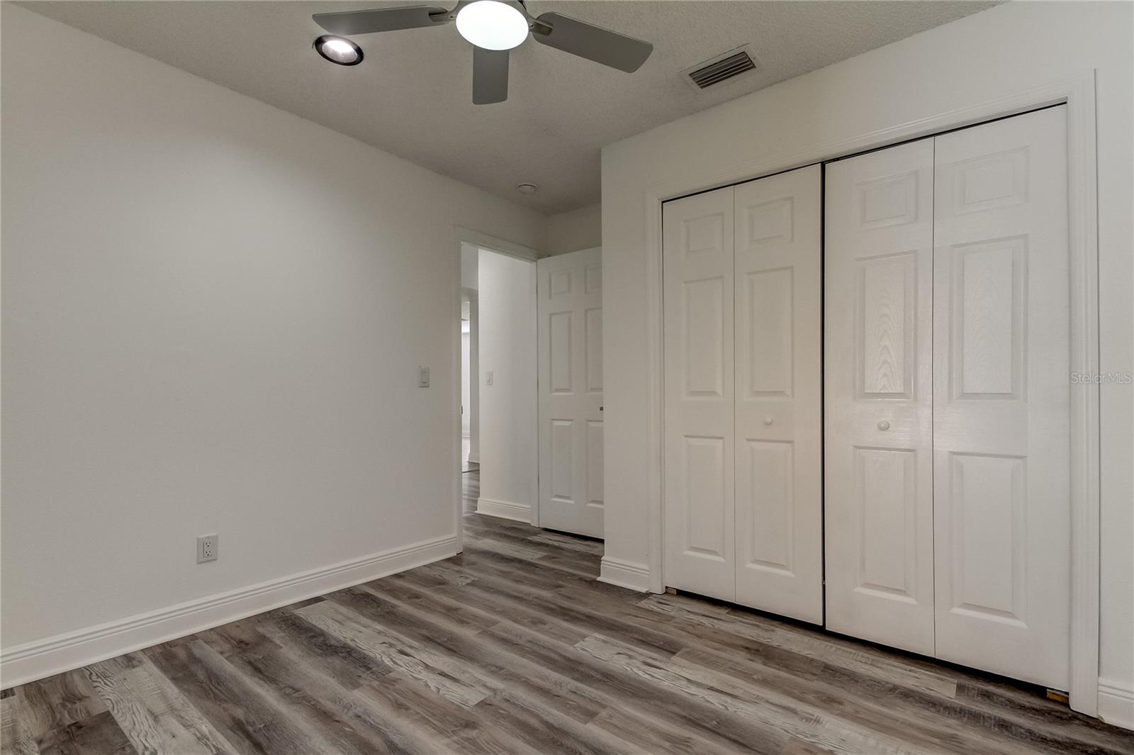 BELLINGHAM OAKS - Residential Lease