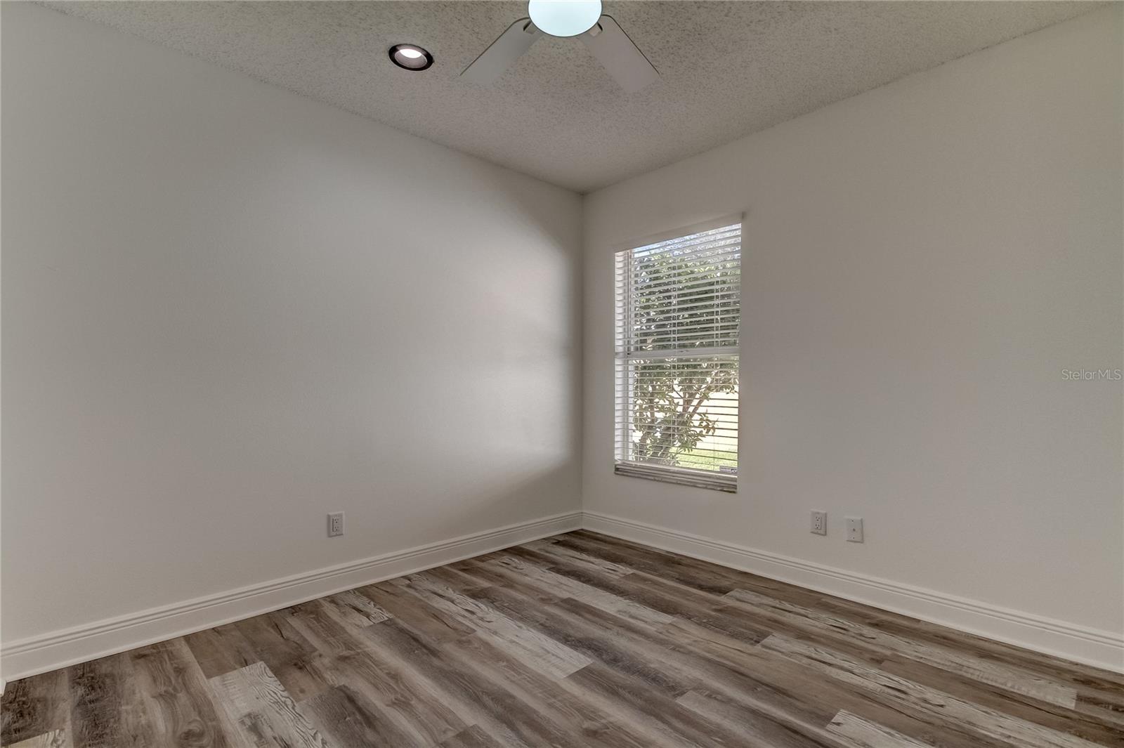 BELLINGHAM OAKS - Residential Lease