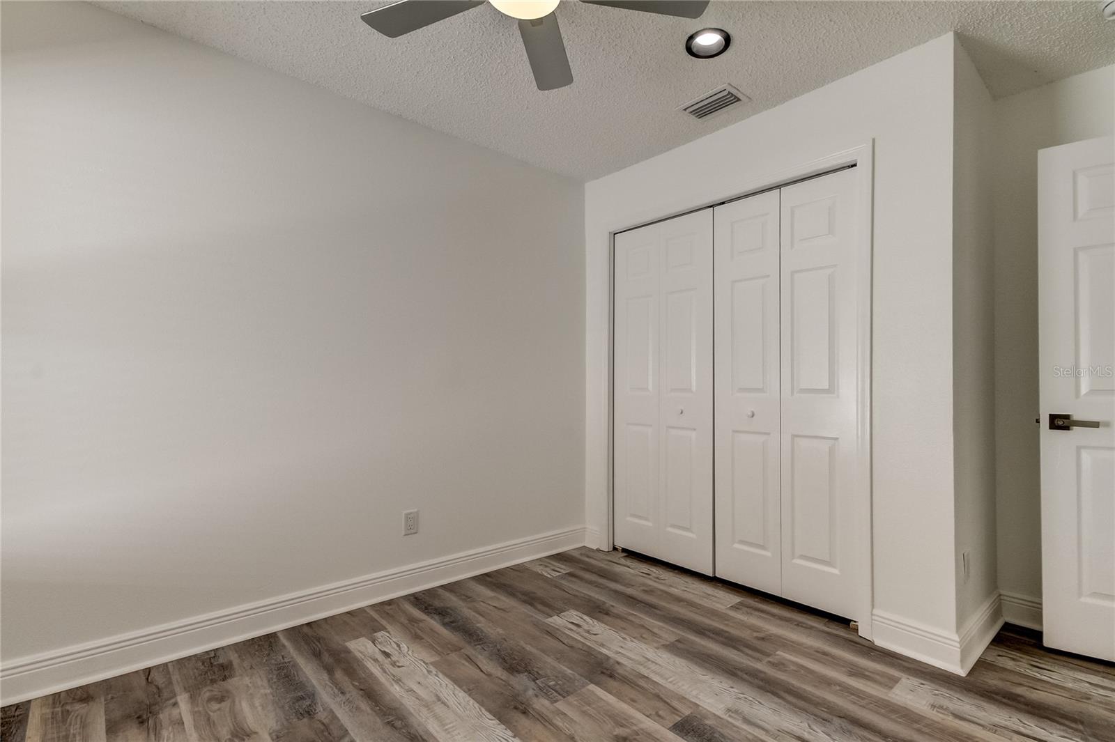 BELLINGHAM OAKS - Residential Lease