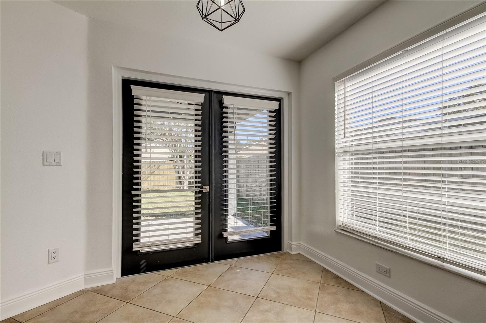 BELLINGHAM OAKS - Residential Lease