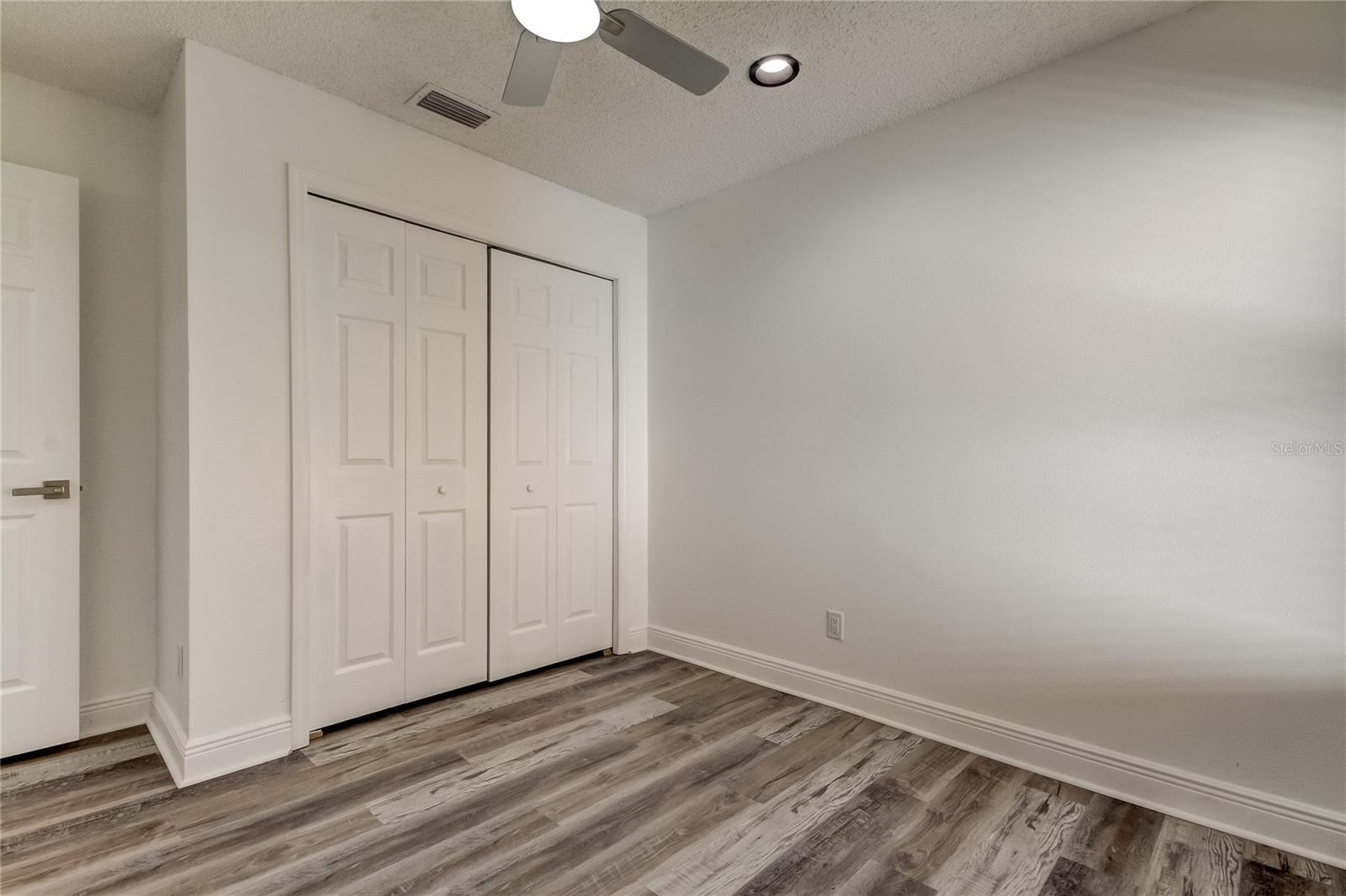 BELLINGHAM OAKS - Residential Lease