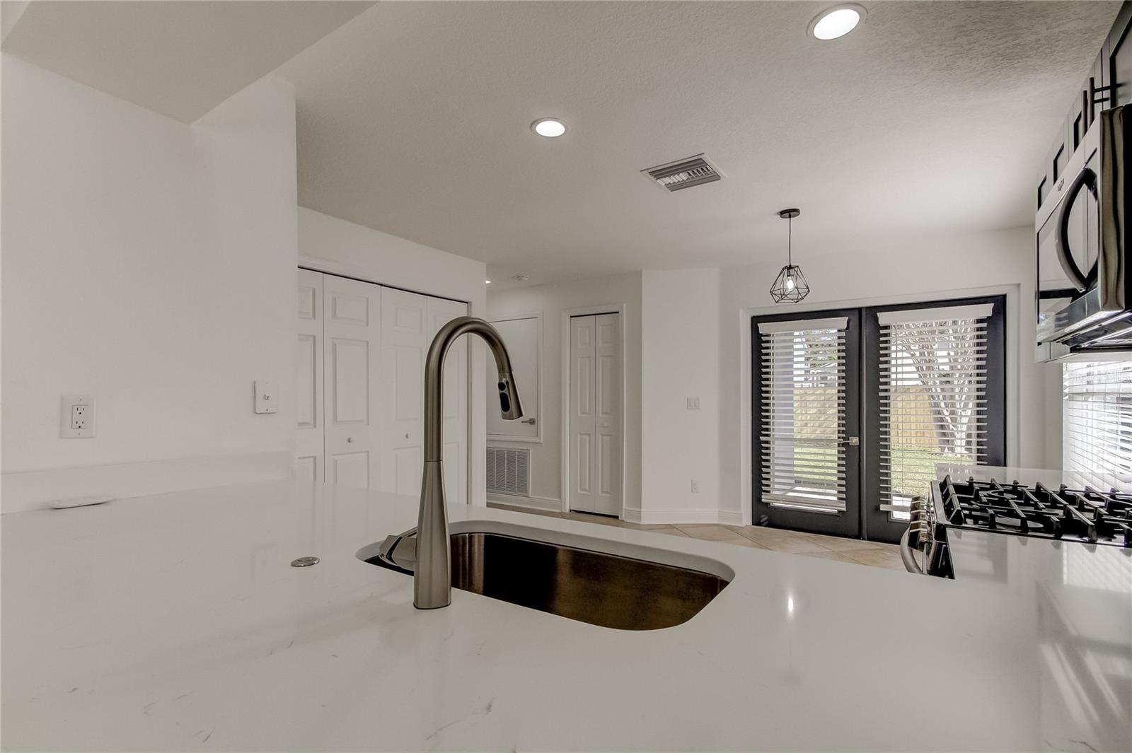 BELLINGHAM OAKS - Residential Lease